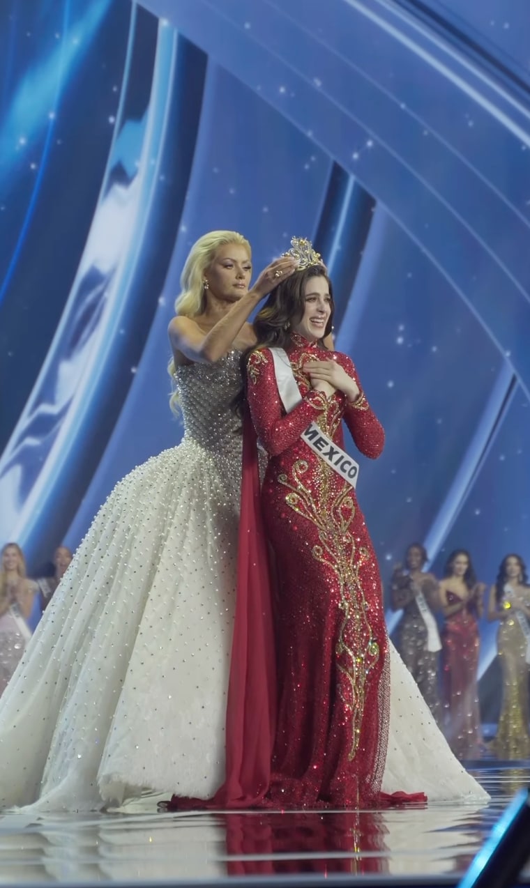  Mexico’s Fatima Bosch Crowned The Winner